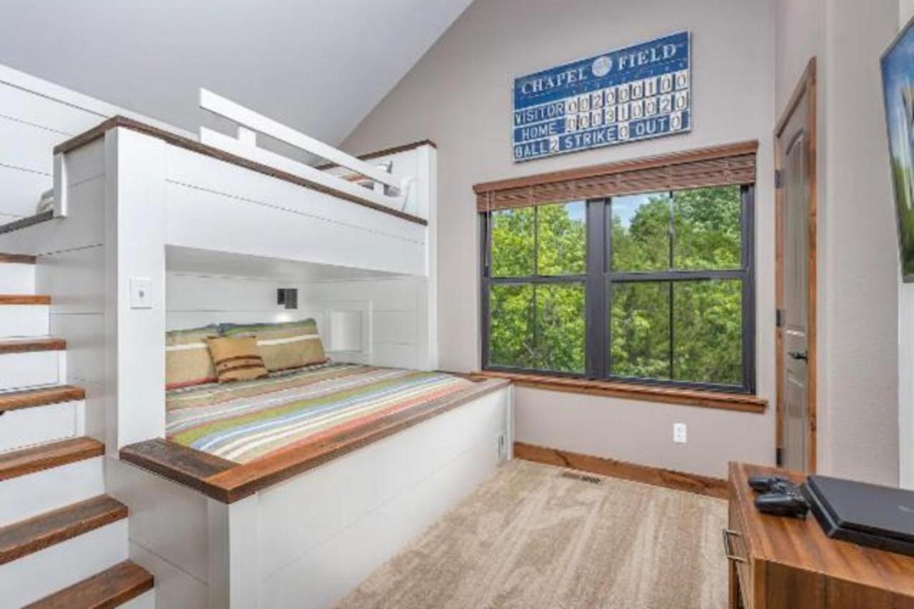 فيلا Premier Retreat With Hot Tub, Theater & Pool Table هوليستر المظهر الخارجي الصورة
