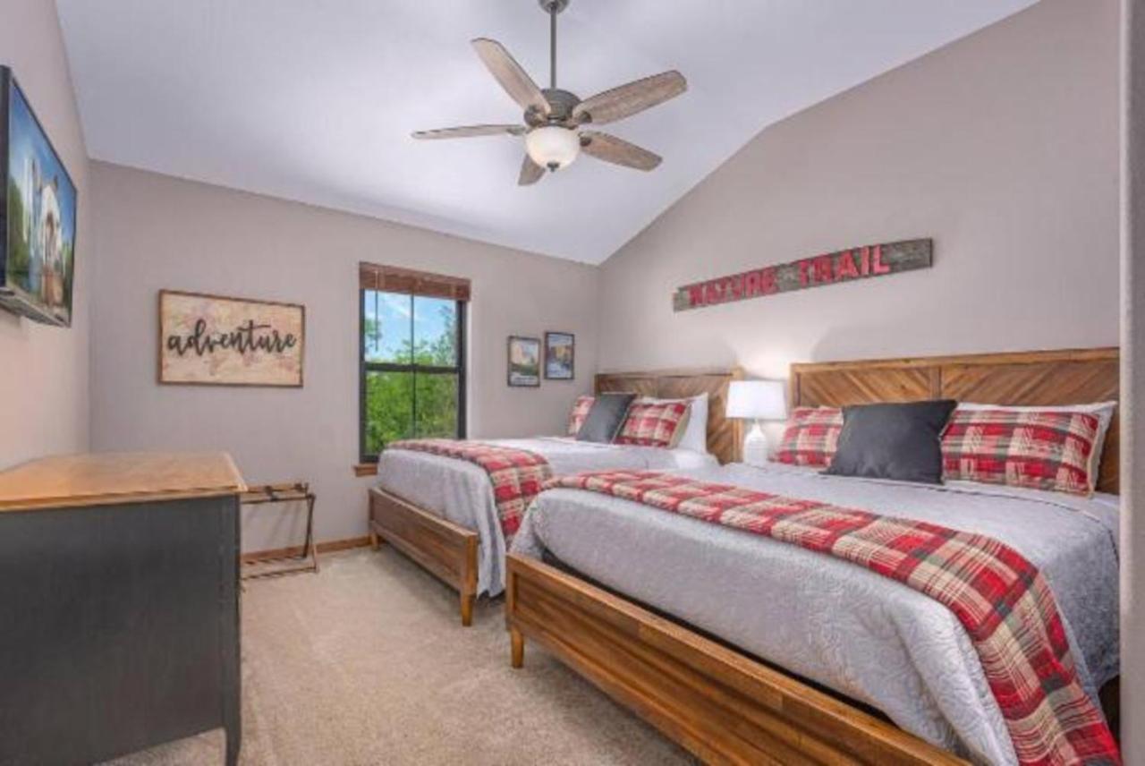 فيلا Premier Retreat With Hot Tub, Theater & Pool Table هوليستر المظهر الخارجي الصورة