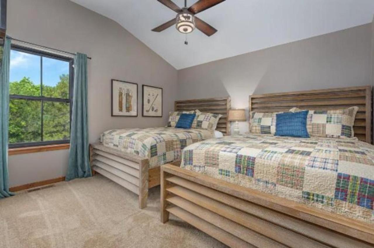 Spacious Home In Branson - 8 Bed, 6 Bath & Hot Tub هوليستر المظهر الخارجي الصورة